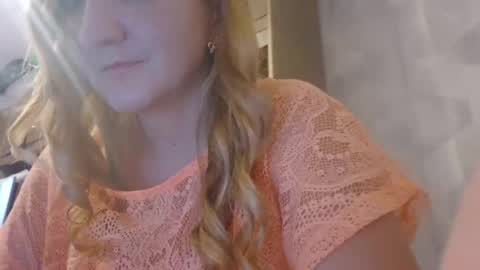 Snapshot of estrellawalters chatting on October 7, 9:16 am estrellawalters online show from October 7, 9:16 am