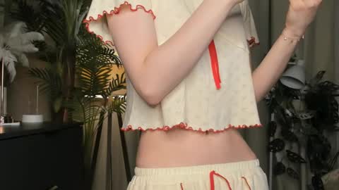 Natalie online show from April 15, 5:44 am