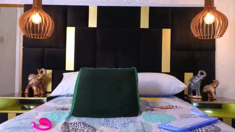 Ethan online show from September 16, 7:39 pm