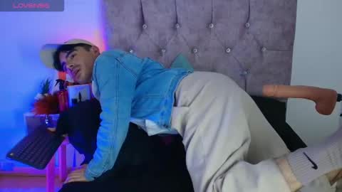 ethan  online show from March 14, 11:20 pm