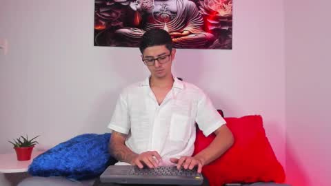 ETHAN SAI online show from February 14, 6:40 pm