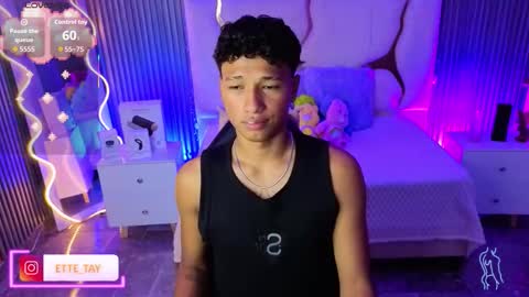 ette online show from March 3, 2:29 am