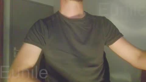 eunile online show from October 6, 10:49 pm