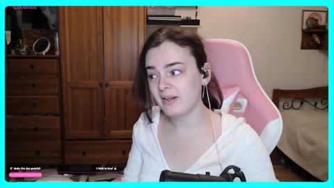 Snapshot of eva_katt chatting on February 9, 10:31 am Gamer Katt online show from February 9, 10:31 am