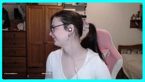 Snapshot of eva_katt chatting on February 13, 11:06 am Gamer Katt online show from February 13, 11:06 am