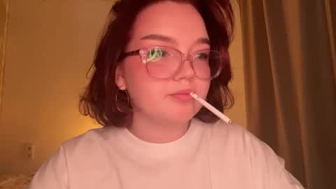 eva_kittenn online show from February 8, 1:47 pm