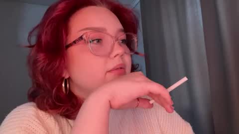 eva_kittenn online show from May 27, 4:37 pm
