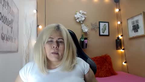 eva_love49 online show from November 26, 12:13 pm