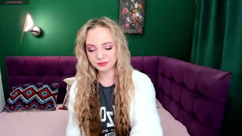 Eva 3 online show from April 12, 1:42 am