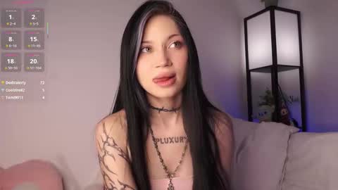 Snapshot of eva_pixie chatting on October 1, 3:33 pm Eva online show from October 1, 3:33 pm