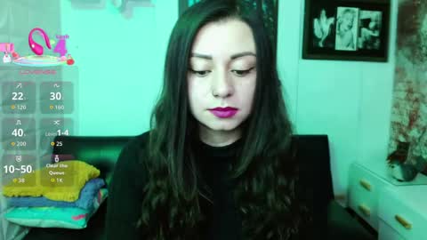 Eva online show from May 2, 2:45 pm