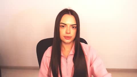 Snapshot of eva_rossee_ chatting on October 22, 1:13 pm Eva online show from October 22, 1:13 pm