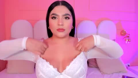 eva_saintt online show from November 26, 4:32 am