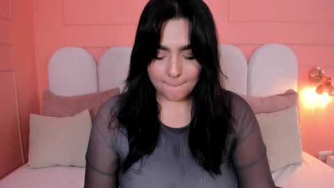 Snapshot of eva_saintt chatting on November 2, 2:22 am eva_saintt online show from November 2, 2:22 am