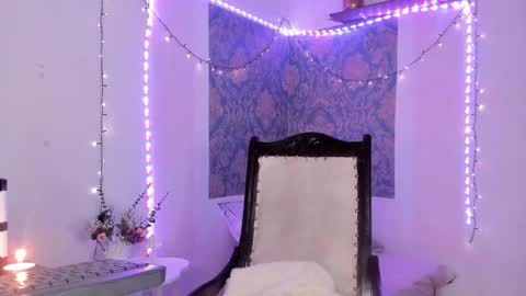 Eva  online show from March 7, 9:42 am