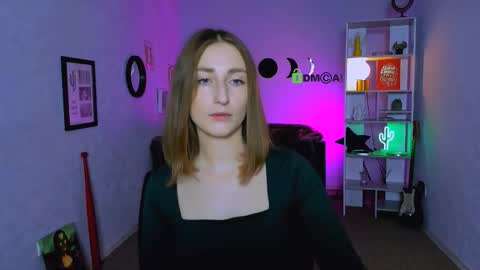 Snapshot of eva_smiith_ chatting on October 7, 5:36 am Eva online show from October 7, 5:36 am