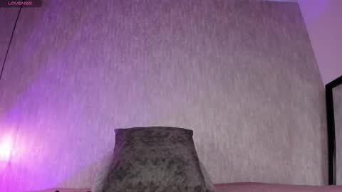 Eva online show from December 20, 1:51 pm