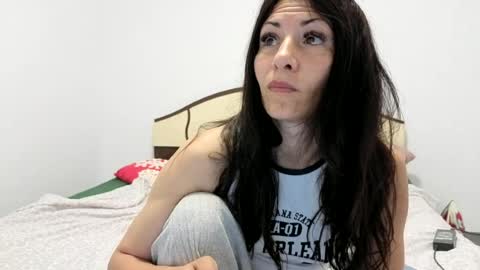 hornycrissyyourlove online show from July 16, 3:21 am