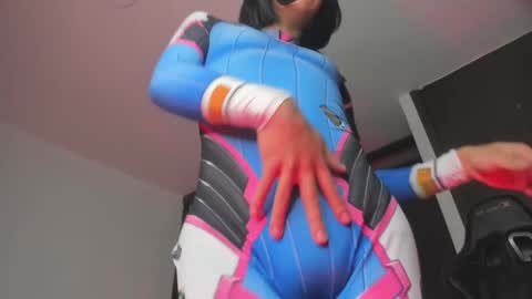 evaevanscute online show from February 25, 2:26 pm