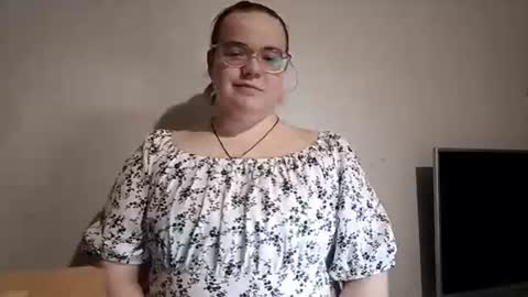 Melanie online show from July 16, 10:29 am