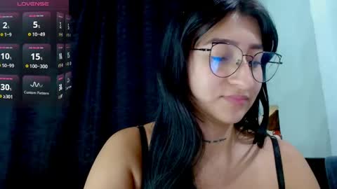 Evah Lee online show from April 24, 11:29 pm