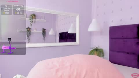 evahalston online show from February 28, 1:20 am