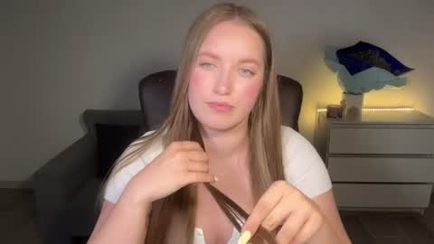 Eva online show from June 23, 8:59 pm