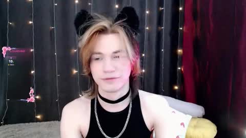 evan_reinhart online show from November 8, 12:46 am