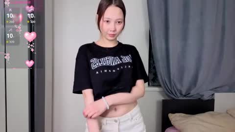 Hello im Lia online show from June 5, 4:12 pm