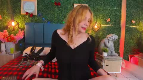  Evangelyne  online show from December 22, 7:42 pm