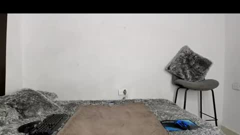 Evans collins24 online show from August 8, 4:44 am
