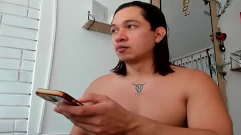 Evan online show from November 19, 7:01 pm