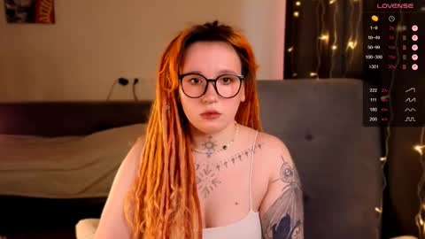 Moon online show from November 28, 9:27 am