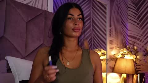 EvaRhea online show from June 2, 2:46 am
