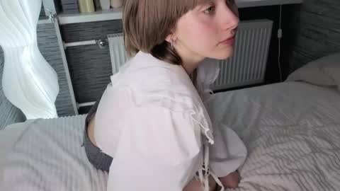 Eva online show from May 5, 7:19 pm