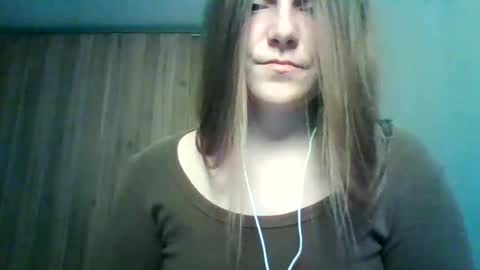 evasapples2026 online show from May 26, 10:05 pm