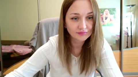 EvaXAngelova online show from July 12, 11:35 am