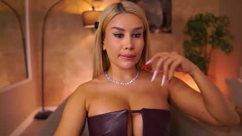 Eva online show from February 26, 8:56 pm