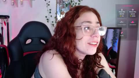 Eve Blue  friends. IG eve blue77 TW EveBlue 1 OF eveblue7 online show from February 8, 12:47 am