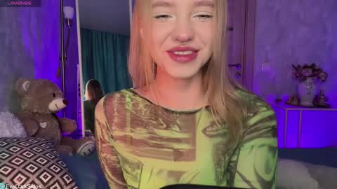 evedarkside online show from April 17, 5:21 am