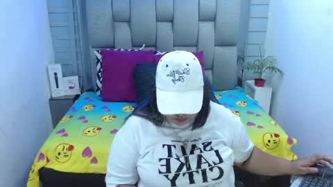 evelin zaens online show from April 5, 10:40 pm