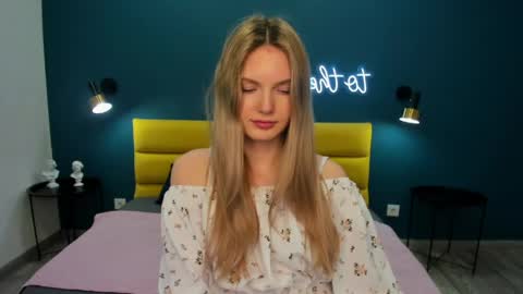 Eveline online show from April 28, 8:40 am