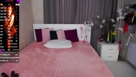 Evelin online show from May 31, 9:30 am