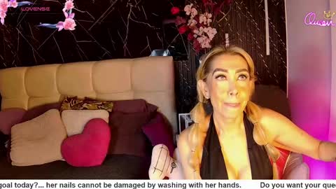 EvelynaGrey online show from May 15, 10:01 am