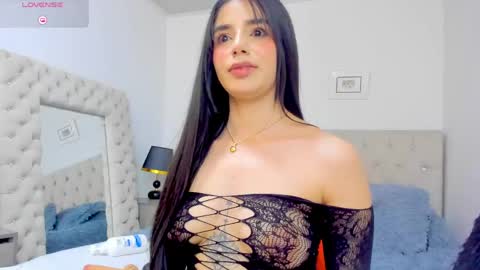 Evelyn online show from May 31, 4:11 am