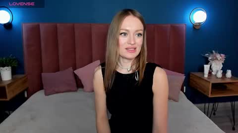 Evelyn online show from November 30, 1:56 am