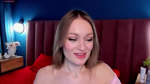 Evelyn online show from February 6, 2:04 am