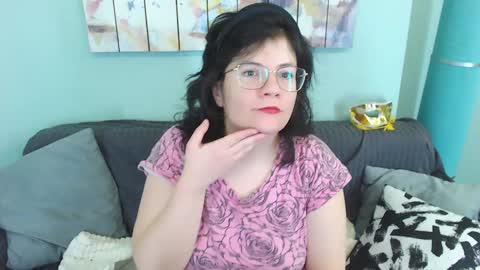 Snapshot of everly_rays chatting on January 15, 7:12 pm Everly online show from January 15, 7:12 pm