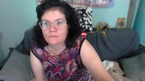Snapshot of everly_rays chatting on September 15, 7:37 pm Everly online show from September 15, 7:37 pm