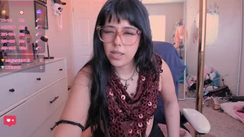 Evie Luna online show from April 19, 12:55 am